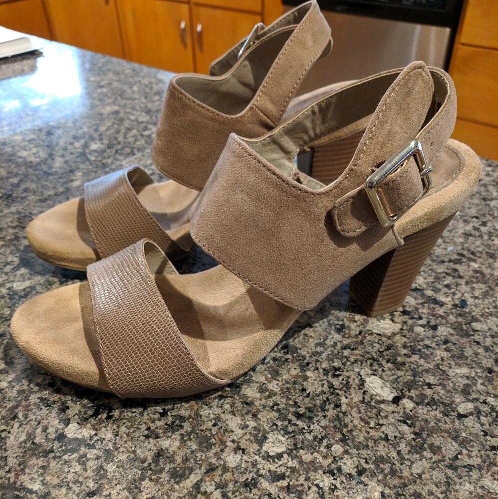 Gianni Bernini Tan Suede & Snakeskin Heels, size 9